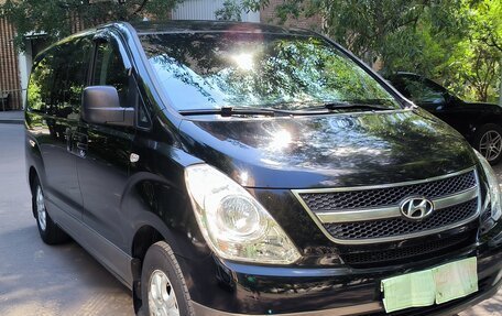 Hyundai H-1 II рестайлинг, 2008 год, 1 100 000 рублей, 3 фотография