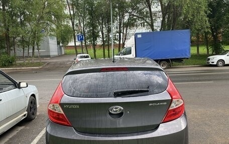 Hyundai Solaris II рестайлинг, 2011 год, 680 000 рублей, 4 фотография