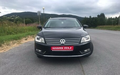 Volkswagen Passat B7, 2011 год, 1 300 000 рублей, 2 фотография