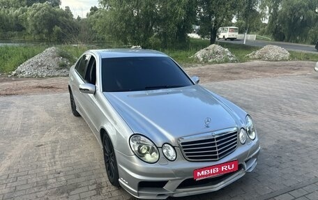 Mercedes-Benz E-Класс, 2002 год, 850 000 рублей, 1 фотография