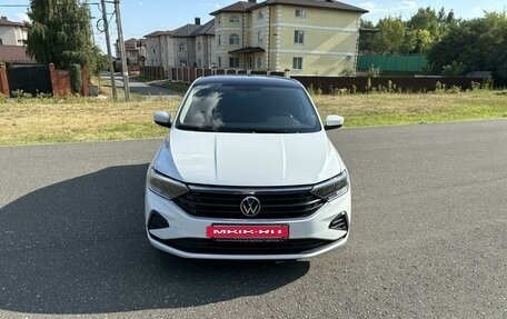 Volkswagen Polo VI (EU Market), 2021 год, 1 990 000 рублей, 2 фотография