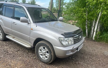 Toyota Land Cruiser 100 рестайлинг 2, 2003 год, 1 950 000 рублей, 2 фотография