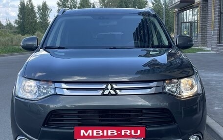 Mitsubishi Outlander III рестайлинг 3, 2014 год, 8 фотография