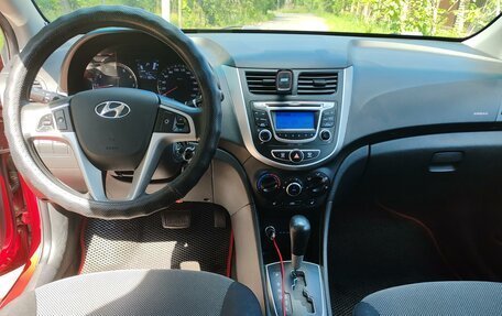 Hyundai Solaris II рестайлинг, 2013 год, 835 000 рублей, 5 фотография