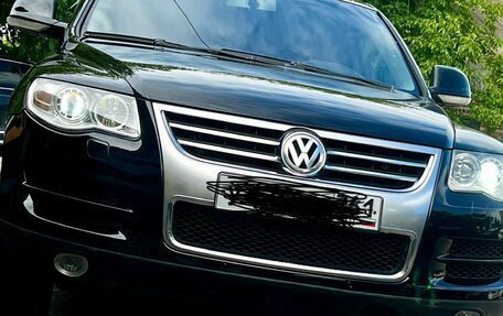 Volkswagen Touareg III, 2008 год, 1 400 000 рублей, 2 фотография