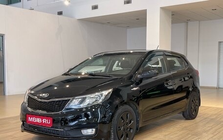 KIA Rio III рестайлинг, 2016 год, 1 350 000 рублей, 1 фотография