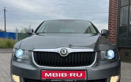 Skoda Superb III рестайлинг, 2012 год, 1 250 000 рублей, 1 фотография