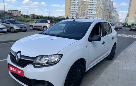 Renault Logan II, 2015 год, 670 000 рублей, 1 фотография