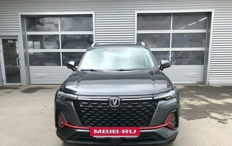 Changan CS35PLUS, 2024 год, 2 399 900 рублей, 3 фотография