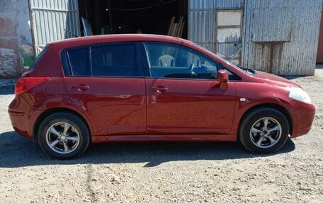 Nissan Tiida, 2011 год, 570 000 рублей, 2 фотография