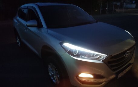 Hyundai Tucson III, 2016 год, 1 900 000 рублей, 10 фотография