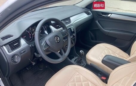 Skoda Rapid I, 2018 год, 1 100 000 рублей, 7 фотография