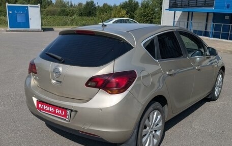 Opel Astra J, 2010 год, 910 000 рублей, 6 фотография