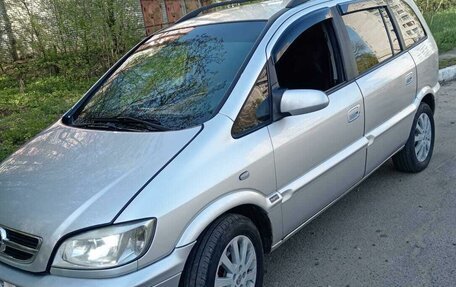 Opel Zafira A рестайлинг, 2004 год, 490 000 рублей, 4 фотография