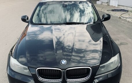 BMW 3 серия, 2010 год, 1 100 000 рублей, 3 фотография