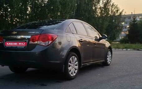 Chevrolet Cruze II, 2011 год, 630 000 рублей, 4 фотография