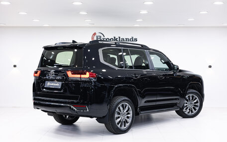 Toyota Land Cruiser, 2023 год, 15 490 000 рублей, 4 фотография