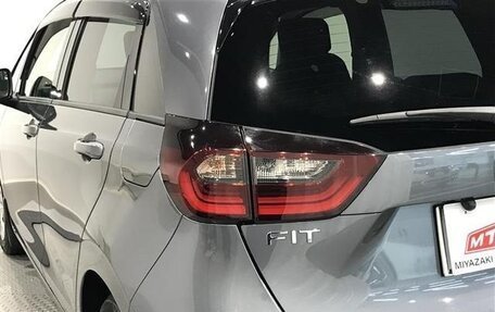 Honda Fit, 2020 год, 980 000 рублей, 2 фотография