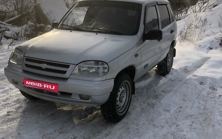 Chevrolet Niva I рестайлинг, 2005 год, 400 000 рублей, 1 фотография