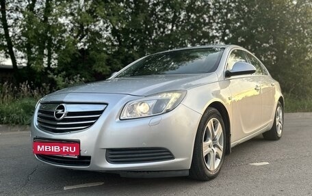 Opel Insignia II рестайлинг, 2011 год, 850 000 рублей, 1 фотография