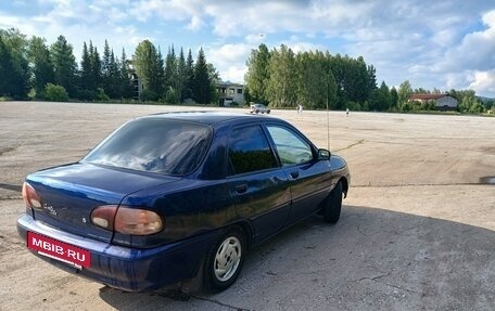 KIA Avella, 1997 год, 160 000 рублей, 2 фотография