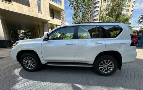 Toyota Land Cruiser Prado 150 рестайлинг 2, 2019 год, 6 500 000 рублей, 8 фотография