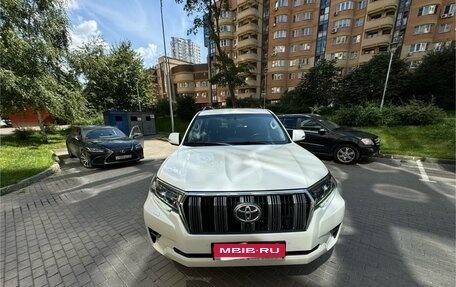 Toyota Land Cruiser Prado 150 рестайлинг 2, 2019 год, 6 500 000 рублей, 2 фотография