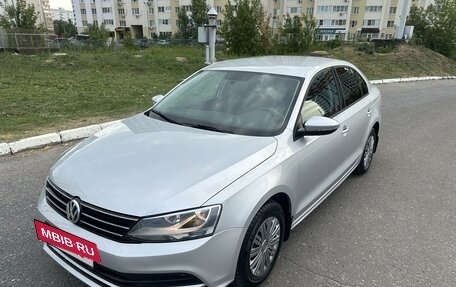 Volkswagen Jetta VI, 2016 год, 1 299 000 рублей, 2 фотография