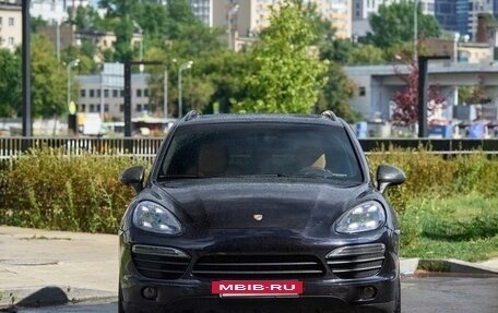 Porsche Cayenne III, 2010 год, 2 190 000 рублей, 2 фотография