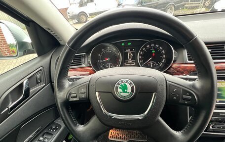 Skoda Superb III рестайлинг, 2012 год, 1 250 000 рублей, 14 фотография