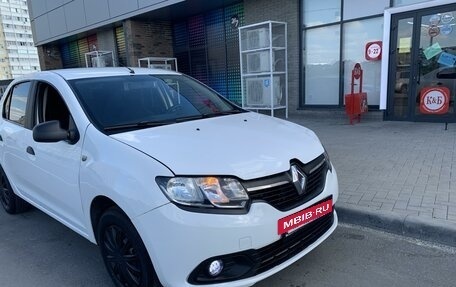 Renault Logan II, 2015 год, 670 000 рублей, 3 фотография