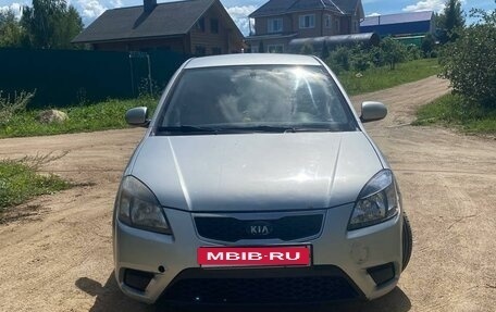 KIA Rio II, 2010 год, 580 000 рублей, 1 фотография