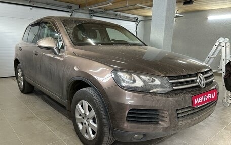 Volkswagen Touareg III, 2012 год, 2 490 000 рублей, 1 фотография