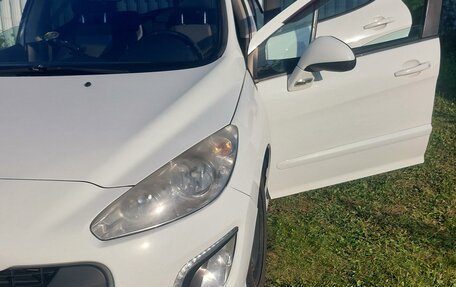 Peugeot 308 II, 2012 год, 550 000 рублей, 4 фотография