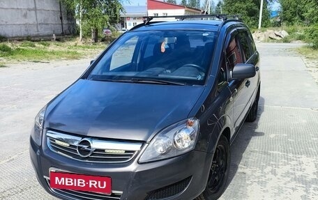 Opel Zafira B, 2012 год, 1 000 000 рублей, 2 фотография