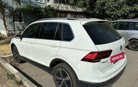 Volkswagen Tiguan II, 2018 год, 2 400 000 рублей, 9 фотография