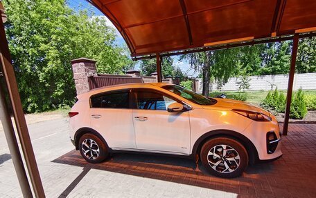 KIA Sportage IV рестайлинг, 2018 год, 2 250 000 рублей, 2 фотография