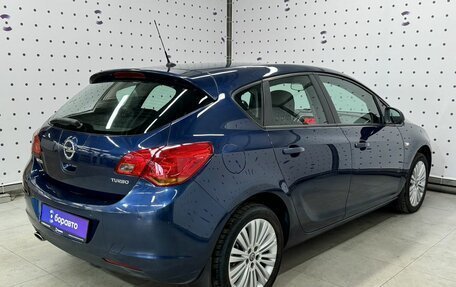 Opel Astra J, 2011 год, 940 000 рублей, 6 фотография