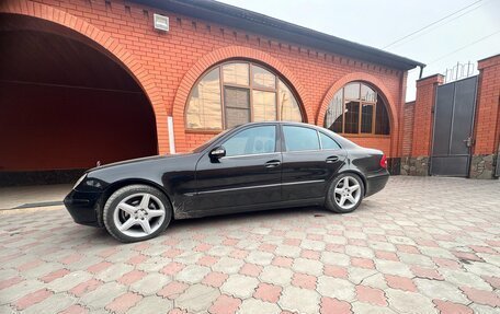 Mercedes-Benz E-Класс, 2002 год, 550 000 рублей, 3 фотография