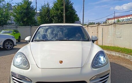 Porsche Cayenne III, 2011 год, 2 150 000 рублей, 12 фотография