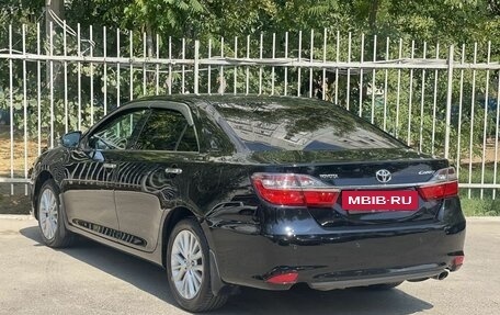 Toyota Camry, 2014 год, 2 180 000 рублей, 10 фотография