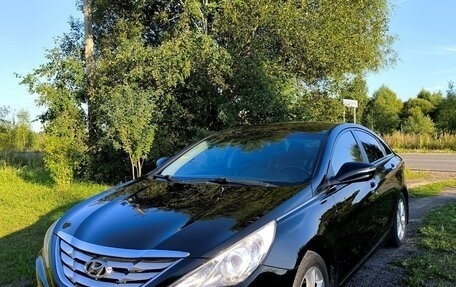 Hyundai Sonata VI, 2011 год, 1 320 000 рублей, 3 фотография