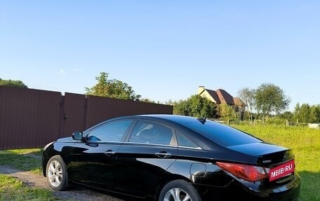 Hyundai Sonata VI, 2011 год, 1 320 000 рублей, 5 фотография