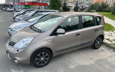 Nissan Note II рестайлинг, 2012 год, 900 000 рублей, 4 фотография