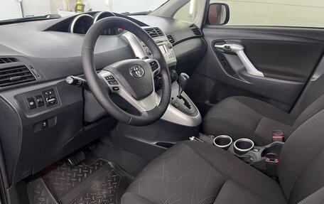 Toyota Verso I, 2011 год, 1 270 000 рублей, 10 фотография