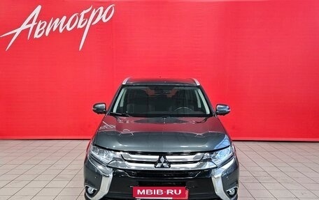 Mitsubishi Outlander III рестайлинг 3, 2017 год, 2 265 000 рублей, 8 фотография