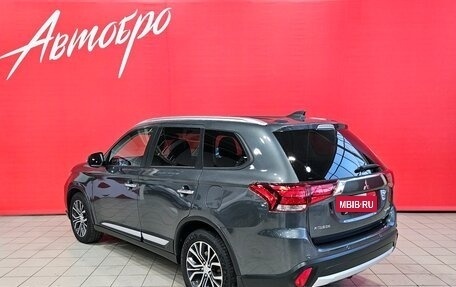 Mitsubishi Outlander III рестайлинг 3, 2017 год, 2 265 000 рублей, 3 фотография