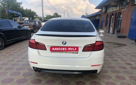 BMW 5 серия, 2011 год, 1 800 000 рублей, 6 фотография