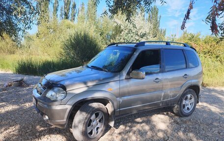 Chevrolet Niva I рестайлинг, 2010 год, 650 000 рублей, 8 фотография