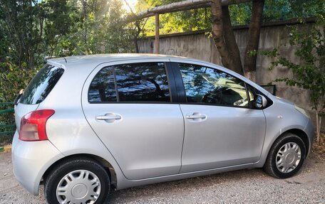 Toyota Vitz, 2005 год, 680 000 рублей, 3 фотография